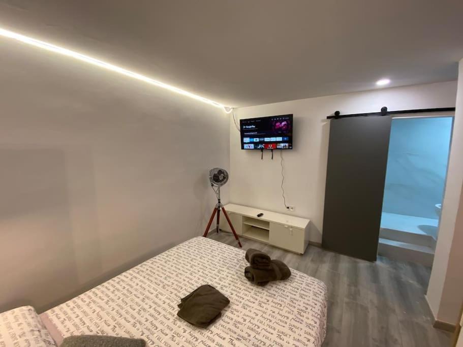Loft, Muy Cerca De Playa Y Castillo Tamarit 타라고나 외부 사진